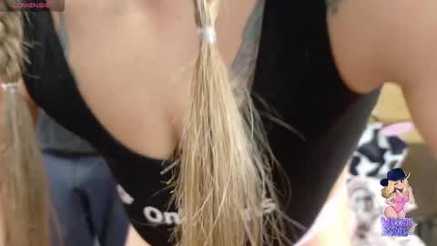 Wrenn Divine online show from January 2025 04:22:01 PM