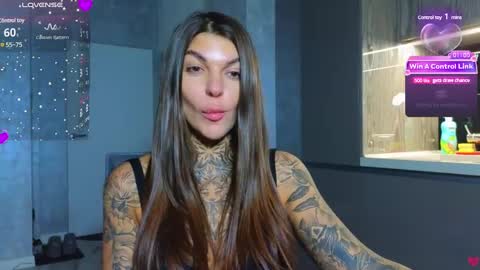 Snapshot of perfecttbaby77n chatting on January 2025 02:07:02 PM Anna online show from January 2025 02:07:02 PM