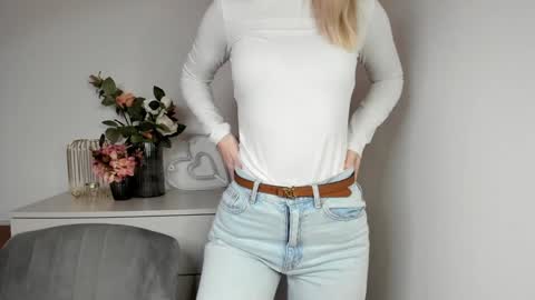 Snapshot of perfectxcindy chatting on December 2024 10:34:02 AM Cindy online show from December 2024 10:34:02 AM