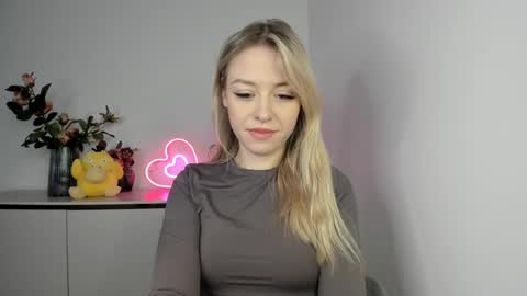 Snapshot of perfectxcindy chatting on February 2025 06:19:01 AM Cindy online show from February 2025 06:19:01 AM