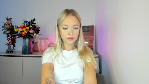 Snapshot of perfectxcindy chatting on September 2025 05:29:01 AM Cindy online show from September 2025 05:29:01 AM