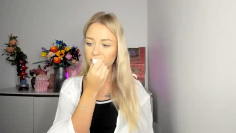 Snapshot of perfectxcindy chatting on September 2025 05:23:01 AM Cindy online show from September 2025 05:23:01 AM