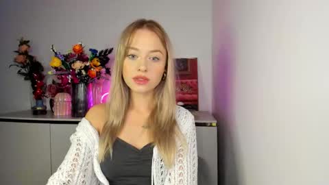 Snapshot of perfectxcindy chatting on November 2025 06:25:01 AM Cindy online show from November 2025 06:25:01 AM