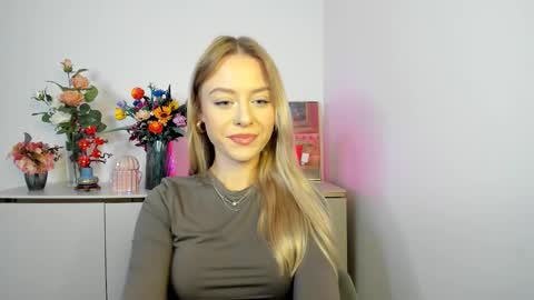 Snapshot of perfectxcindy chatting on November 2025 06:35:02 AM Cindy online show from November 2025 06:35:02 AM