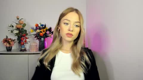 Snapshot of perfectxcindy chatting on November 2025 06:24:02 AM Cindy online show from November 2025 06:24:02 AM