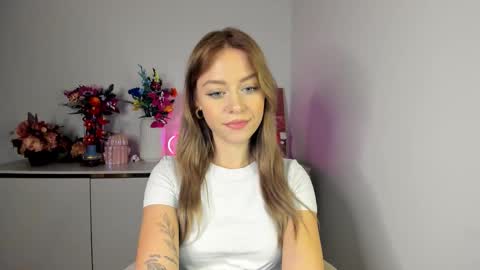 Snapshot of perfectxcindy chatting on December 2025 06:44:01 AM Cindy online show from December 2025 06:44:01 AM