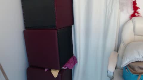 Snapshot of perla_2026 chatting on December 2025 11:03:02 PM perla_2026 online show from December 2025 11:03:02 PM