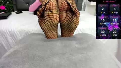 Perla Thompson online show from December 2024 08:36:02 PM