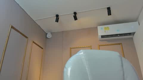 PerlaPreciosa online show from February 2026 04:02:01 AM