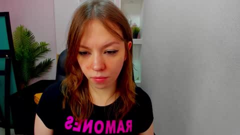 horror flying on the wings of the night.... online show from December 2025 08:38:02 PM