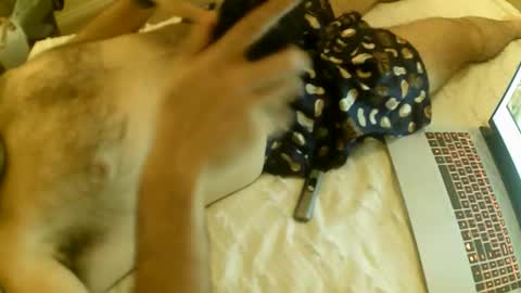 perthguytop online show from April 2026 12:50:02 PM