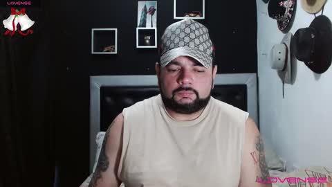 Carlos online show from December 2024 07:29:01 PM