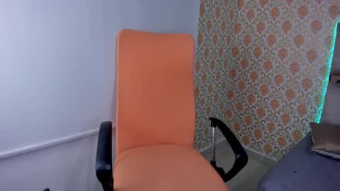 Snapshot of pervert_milf2023 chatting on December 2024 01:15:02 AM Isabella online show from December 2024 01:15:02 AM