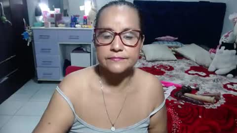 Snapshot of pervert_mommy_x chatting on June 2026 09:34:01 AM SAMY online show from June 2026 09:34:01 AM