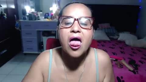 Snapshot of pervert_mommy_x chatting on July 2026 09:46:02 AM SAMY online show from July 2026 09:46:02 AM