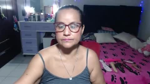 Snapshot of pervert_mommy_x chatting on July 2026 09:48:01 AM SAMY online show from July 2026 09:48:01 AM