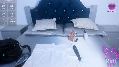 Snapshot of pervert_pantyhose chatting on January 2025 10:39:01 AM Kimberly online show from January 2025 10:39:01 AM