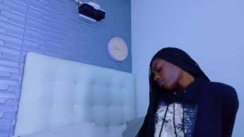 pervert_shydoll online show from June 2026 03:01:01 AM