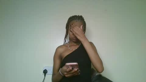 Snapshot of petal_palette chatting on July 2026 06:47:02 PM Lolly online show from July 2026 06:47:02 PM