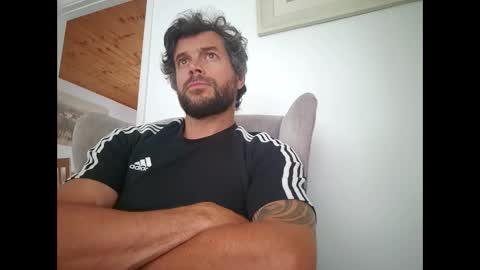 Snapshot of pete_le_meat chatting on June 2026 08:23:02 AM pete_le_meat online show from June 2026 08:23:02 AM