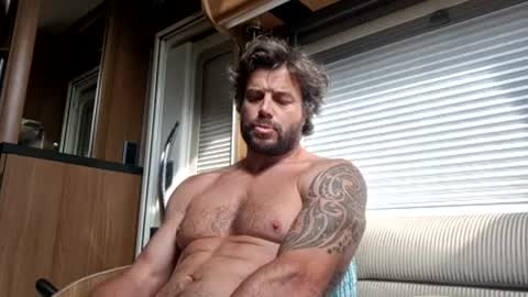 Snapshot of pete_le_meat chatting on June 2026 07:54:01 AM pete_le_meat online show from June 2026 07:54:01 AM