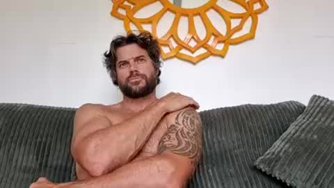 Snapshot of pete_le_meat chatting on June 2026 03:14:01 PM pete_le_meat online show from June 2026 03:14:01 PM