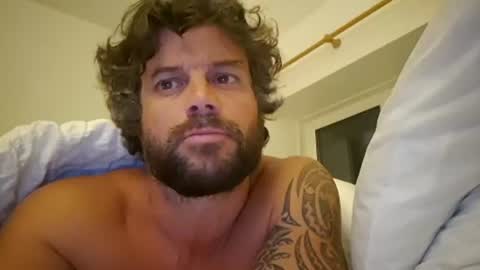 Snapshot of pete_le_meat chatting on June 2026 12:37:01 AM pete_le_meat online show from June 2026 12:37:01 AM