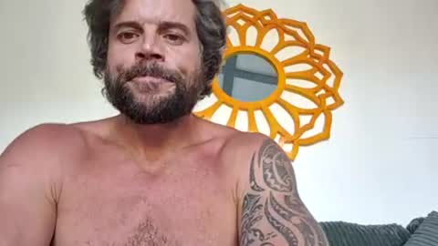 Snapshot of pete_le_meat chatting on June 2026 06:32:01 PM pete_le_meat online show from June 2026 06:32:01 PM