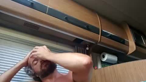 Snapshot of pete_le_meat chatting on July 2026 04:32:01 PM pete_le_meat online show from July 2026 04:32:01 PM