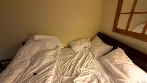 Snapshot of pete_mac chatting on February 2025 10:07:02 PM Pete online show from February 2025 10:07:02 PM