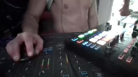 peter26795 online show from September 2025 06:56:02 AM