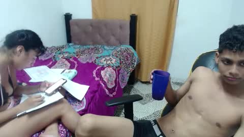 Snapshot of peter_hard_cock chatting on February 2025 05:18:01 AM Peter and Shopia online show from February 2025 05:18:01 AM