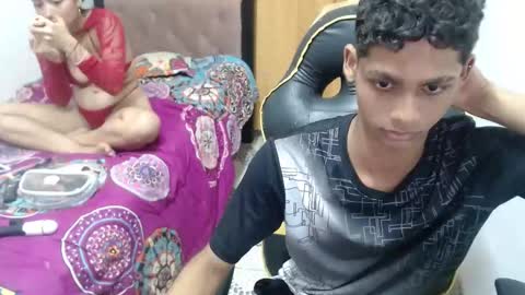 Snapshot of peter_hard_cock chatting on February 2025 01:55:02 AM Peter and Shopia online show from February 2025 01:55:02 AM