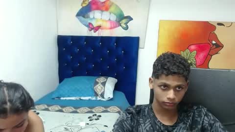 Snapshot of peter_hard_cock chatting on February 2025 01:10:01 AM Peter and Shopia online show from February 2025 01:10:01 AM