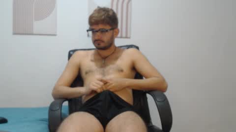 Snapshot of peter_x_annaud chatting on December 2025 02:13:02 PM FELIPE online show from December 2025 02:13:02 PM