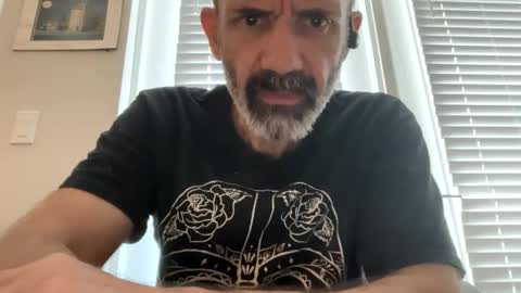 peterjonson26 online show from April 2026 04:56:02 PM