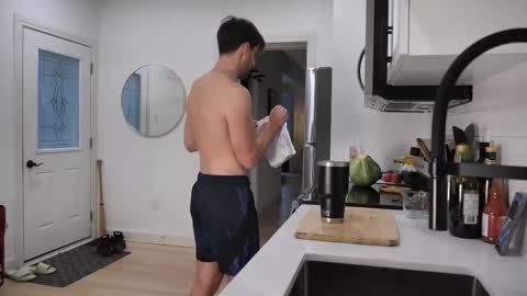 Peter Parker online show from November 2025 09:35:01 PM