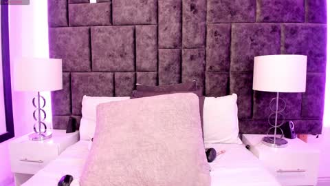 Snapshot of petit_rosseowo chatting on February 2025 10:02:02 PM Im Rosse but u can call me Rossie or Rosita . online show from February 2025 10:02:02 PM