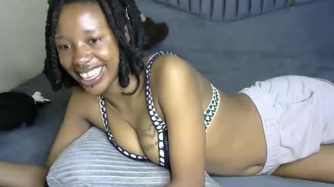 petite_byb online show from January 2026 07:12:01 AM