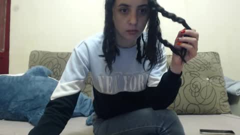 Snapshot of petite_red95 chatting on November 2025 11:42:02 AM cosmina online show from November 2025 11:42:02 AM