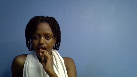 petite_star2 online show from February 2026 10:54:02 PM