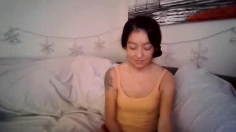 petite treat  online show from December 2025 08:15:02 PM