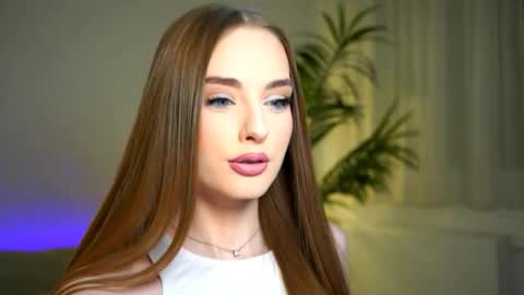 Snapshot of petitegonwiild chatting on December 2025 09:21:02 PM Petitegonwiild online show from December 2025 09:21:02 PM