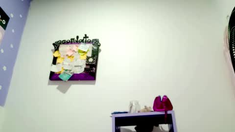 Snapshot of petiteivoryqueen chatting on May 2026 06:07:02 AM danna online show from May 2026 06:07:02 AM