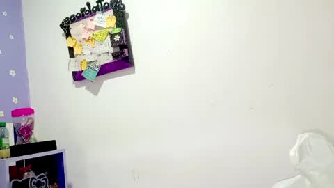 Snapshot of petiteivoryqueen chatting on July 2026 03:56:02 AM danna online show from July 2026 03:56:02 AM