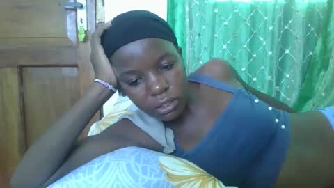 petitesweetchiq online show from November 2025 08:26:01 AM