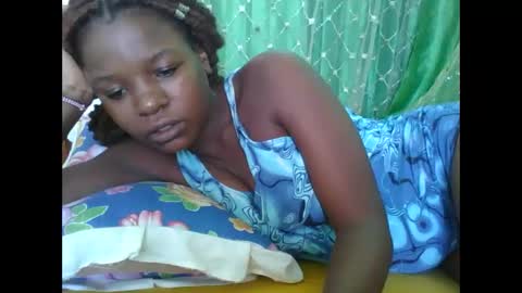 petitesweetchiq online show from February 2026 08:02:01 AM