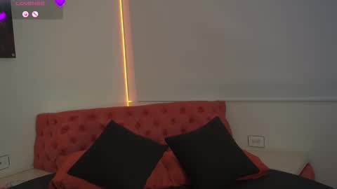 Snapshot of petitte_mussa chatting on March 2026 07:43:02 PM Mussa online show from March 2026 07:43:02 PM