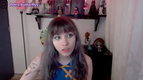 i.. .U can call me Nick ....    Help me to reach 200 thumbs up online show from February 2025 12:15:02 AM