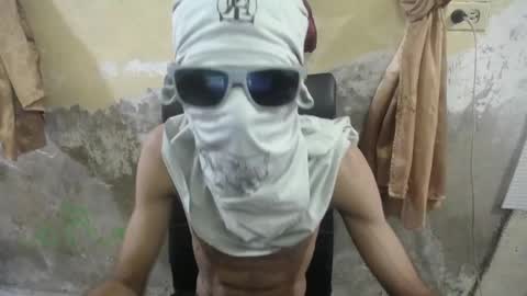 petty_boy777 online show from January 2026 09:09:01 PM